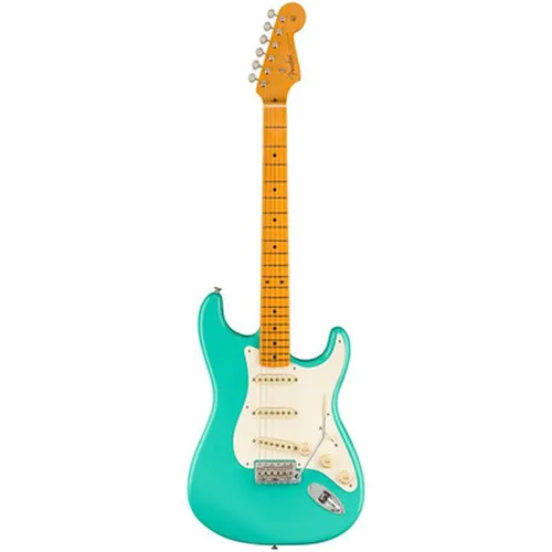 Fender AV II 57 STRAT MN SFMG B-Stock - B-Stock E-Gitarre, Fender American Vintage II 1957 Stratocaster in Sea Foam Green; ideal für Vintage-Liebhaber mit hochwertiger Ausstattung und originalem Tweed Koffer.