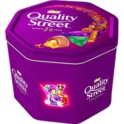 Quality Street Dose 2,5 kg - Beliebte Pralinenvielfalt - Entdecken Sie die Quality Street Dose mit ca. 267 köstlichen Pralinen und Toffees. Ideal für besondere Anlässe oder als süße Überraschung. Genießen Sie die Vielfalt britischer Tradition in jeder einzelnen Verpackung.
