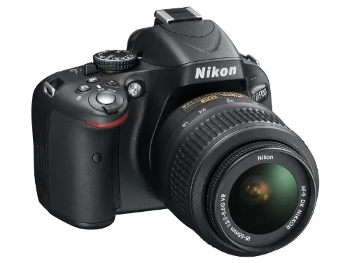 Nikon D5100 SLR-Digitalkamera Kit mit 18-55 mm Objektiv - Kompakte Digitalkamera mit 16,2 Megapixeln und schwenkbarem 7,5 cm Monitor für kreative Aufnahmen. Full-HD-Videoaufnahme und zahlreiche Effekte für beeindruckende Fotos und Filme.