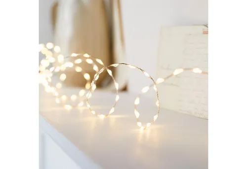 Lights4fun LED-Micro Lichterkette 378er warmweiß - Wunderschöne 378er LED-Micro Lichterkette in warmweiß für stimmungsvolle Beleuchtung. Ideal für drinnen und draußen, sorgt für eine gemütliche Atmosphäre.