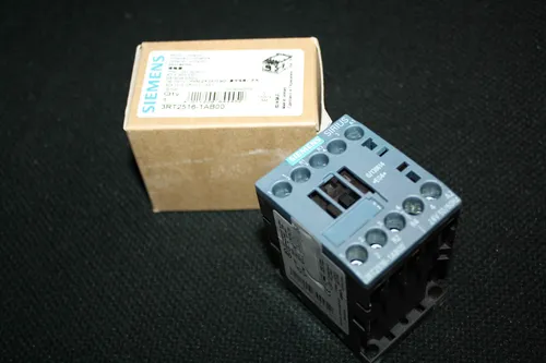 NEW Siemens Schütz 24V/4kW/400V 3RT2516-1AB00 3RT2516-1AB00 CONTACTOR RELAY