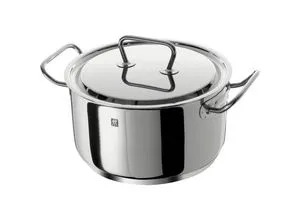 Zwilling Kochtopf Twin Classic 6,0 L - Backofengeeignet - Edelstahl Kochtopf mit 6 Litern Füllmenge, ideal für größere Gerichte. Backofengeeignet und mit induktionsgeeignetem Sandwichboden für optimale Wärmeverteilung. Pflegeleicht und spülmaschinengeeignet.