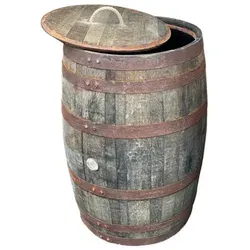 Temesso Originales Schottisches Whiskyfass als Regentonne 190 Liter - Hochwertiges Eichenfass, ideal als Regentonne mit 190 Liter Volumen. Naturbelassenes Holz, abnehmbarer Deckel für einfache Handhabung. Perfekt für die Gartenbewässerung!