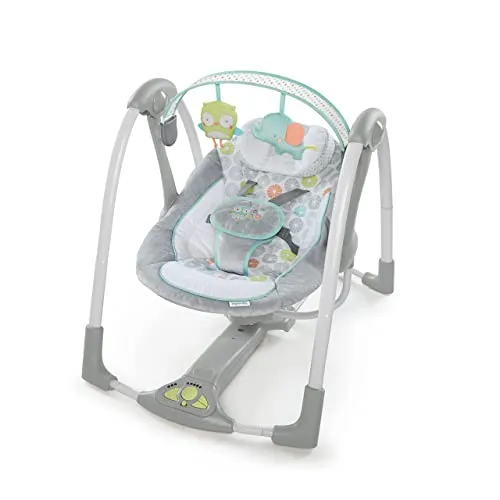 Ingenuity Hugs Hoots - Zusammenklappbare tragbare Babyschaukel, 5 Schaukelgeschwindigkeiten und 8 Melodien, ideal für unterwegs und einfache Reinigung