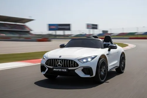 Mercedes SL63 AMG Elektro-Kinderauto - Lizenziert, 24V Akku, 4 Motoren - Lizenziertes Elektro-Kinderauto mit 24V Akku und 4 Motoren für maximalen Fahrspaß. Belastbarkeit bis 40 kg, ideal für Kinder ab 3 Jahren. Perfekt für spannende Ausflüge im Freien!