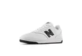 New Balance BB80 Sneaker von dem New Balance 550 inspiriert