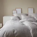 elegante Web-Seersucker Bettwäsche Lilly 200x200 cm + 2x 80x80 cm | graphit - grau
