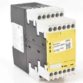 Siemens SIRIUS Sicherheitsschaltgerät 3TK2825-1BB40 3TK2 825-1BB40 -used-