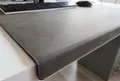 PM Gewinkelte Schreibtischunterlage Nubuk Kunst Leder 60 x 38 Dunkelgrau