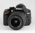 Nikon D3200 Kit 18-55mm VR nur 5.373 Auslösungen - Zustand: sehr gut