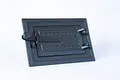 SEZAM Backofentür aus Gusseisen für Feuerstellen - mit Türriegel, Brotofentür - Steinofentür - Pizzaofentür 25,2 x 3 x 16,7 cm - rechteckig, schwarz bemalt