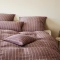 elegante Halbleinen Bettwäsche Humble brick 155x200 cm + 80x80 cm - lila