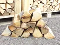 20 Kg  Feuerholz Brennholz Kaminholz Eiche trocken Premiumqualität ofenfertig