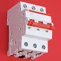 ABB Hauptschalter Lasttrennschalter 2CDD283101R0032 SD203/32 3-polig 32 A, Rot