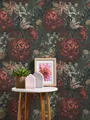 Blumentapete Rosen & Tulpen vintage Stil – Grün, Rot, Creme