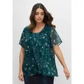 T-Shirt SHEEGO "Große Größen", Damen, Gr. 48/50, grün (tiefgrün bedruckt), Obermaterial: 100% Polyester;Futter: 95% Viskose, 5% Elasthan, gemustert, feminin, figurumspielend lang, Rundhals, Kurzarm, Shirts, in leichter Chiffonqualität, blickdichtes Untershirt