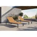 VILLANA Gartenliege-Set, grau, Aluminium/Eukalyptus, Liege 200 x 70 cm + Tisch 45 x 45 cm, wasserabweisend, witterungsbeständig, FSC®-zertifiziertes Produkt
