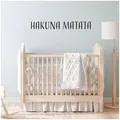 yabaduu Wandtattoo Schrift Sprüche Zitate für Kinderzimmer Babyzimmer Aufkleber Folie Schwarz Matt Deko Selbstklebend (YX004 hakuna matata)