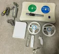 Nintendo Wii weiß Konsole mit Gamecube Anschlüssen und Zubehörpaket