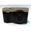 Panasonic Lumix TZ99 20,3MP Zoom 30x 4K Ultra HD Kompaktkamera Silber - Schwarz/Silber