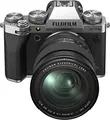 Fujifilm X-T5 silber mit XF 16-80 mm R OIS WR Objektiv