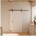 inova wohnen Schiebetür Holz Scheunentor Weiß, Komplett Set offene Laufschiene schwarz Softclose weiß 102.5 cm x 215 cm