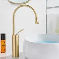 Waschtischmischer mit hohem Auslauf 360° Einhebel-Waschtischmischer Gold