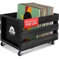 Stagecaptain SPK-100 BK Schallplattenkiste “Emil” - Aufbewahrungsbox für bis zu 100 LPs - aus Vollholz im Retro-Design - 4 lenkbare Rollen - auch für vieles andere bis 25 kg verwendbar - Schwarz