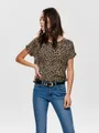 ONLY Kurzarmshirt ONLMOSTER – Shirt mit Animal-Print und lockerem Schnitt animal-print, modisch, loose fit, Viskosemischung, Rundhals