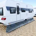 your GEAR Draftskirt - Bodenschürze 650 x 60 cm Wohnwagenschürze Wohnmobilschürze mit Staufächern