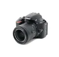 Nikon D5600 Digital SLR im DX Format mit AF-P DX 18-55mm VR (24,2 MP, 3,2 Zoll/8,1 cm dreh- und neigbarer Touch-Monitor, SnapBridge, AF mit 3D-Tracking, Full-HD Video incl. Zeitraffer)