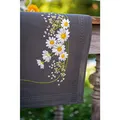 Vervaco Stickpackung Kreuzstich Set Vorgedruckt Tischläufer Gänseblümchen Stickdecken Vorgezeichnet DIY Basteln Erwachsene Kreativ Stickläufer zum Selbersticken 40 x 100 cm Stickset