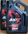 2x4 Liter Motul 300 V 4T FL Factory Line 10W-40 Motorradöl 10W40 double ester