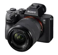 Sony Alpha ILCE-7 III mit  SEL FE 28-70 mm OSS schwarz