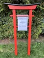 Prospekt Box Prospektständer Torii Gate Holz Schrein Japan japanisch Asien 09