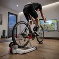 ELITE Qubo Power Smart B+ Rollentrainer - Bluetooth Heimtrainer für 20-29 Zol... - Weiß