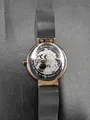BERING Damen Analog Quarz Classic Collection Armbanduhr mit Edelstahl Armband