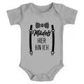 MoonWorks Body Baby Body Fliege mit Spruch lustig Mädels hier bin ich Bio-Baumwolle grau 3-6 Monate