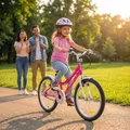 Actionbikes Kinderfahrrad Butterfly 20 Zoll | Kinder & Jugend Fahrrad - V-Brake Bremsen - Kettenschutz - Fahrradständer - 6-9 Jahre (Pink/Weiß)