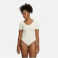 cfab (creamy fabrics) Shaping-Body T-Shirt Bodysuit Sculpting Shapewear mit String-Weiß-XL (1-tlg) weiß XL
