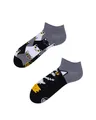 Many Mornings Lustige Bunte Sneaker Socken mit schwarzem Katzenmotiv BLACK CAT LOW 43-46 Unisex Baumwollsocken Damen Herren Witzige Geschenkidee für Katzenliebhaber
