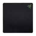Razer Gigantus Gaming Mausmatte (Extra großer Oberfläche,5mm Dicke, Ultra große Oberfläche, Control- und Speed-Gameplay, 445 x 445 x 5mm) Schwarz