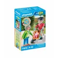 71613 Playm. Großeltern mit Baby 71613