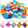JOYIN 30 Stück(Quadrat) Pop-Schlüsselanhänger, Mini-Fidget-Spielzeug, , Partygeschenke für Kinder von 4–8, Popit Keychain für Kinder Jungen Mädchen Mitgebsel Kindergeburtstag