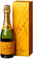 Veuve Clicquot Champagner Brut mit Geschenkverpackung (1 x 0.375 l)