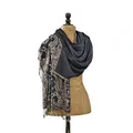 Loberon Schal Laine, Handgearbeitete Paisley-Stickerei, Wende-Design, Dekorative Fransen, Tuch, Accessoire, Viskose, dunkelblau