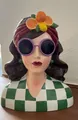 Vintage Deko Vase Fashion Lady mit Sonnenbrille bunt Sommer 29 cm
