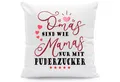 GRAVURZEILE Zierkissen mit Spruch - Omas sind wie Mamas nur mit Puderzucker - Geschenk -, starke Farben ohne verblassen, Maschinenwäsche geeignet