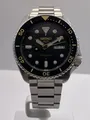 Seiko 5 Sports schwarzes Zifferblatt Stahlarmband automatische Herrenuhr SRPD...