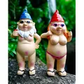 Gartenzwerge Gartenfigur 2er Set lustig Balkon Terrasse Geschenk